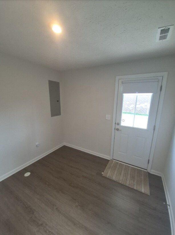 Building Photo - 18 Wentworth Ln