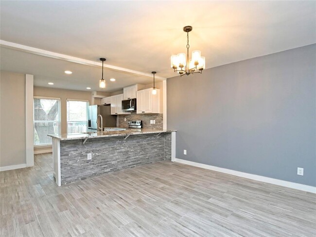 Building Photo - 44 Casa Verde St