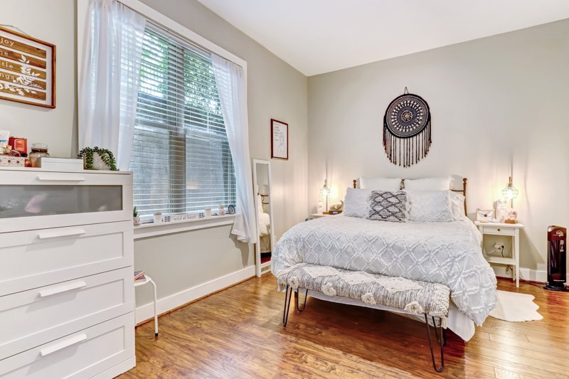 Building Photo - 1195 Milton Terrace SE