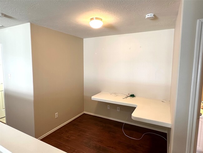 Building Photo - 11846 Ramla Place Trail