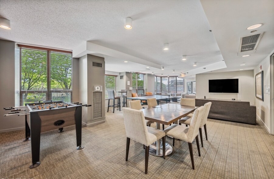 Ping Pong & Foos Ball - 400 N La Salle Dr