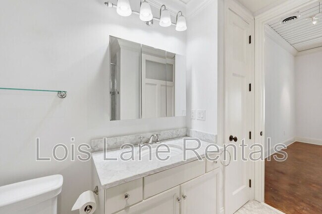 Building Photo - 175 Concord St