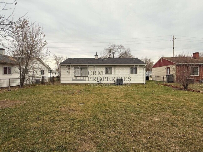 Building Photo - 3156 Dequincy St