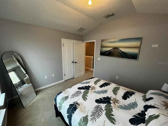 Building Photo - 12330 Streambed Dr