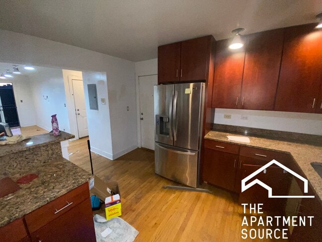 Building Photo - 2528 W Fitch Ave