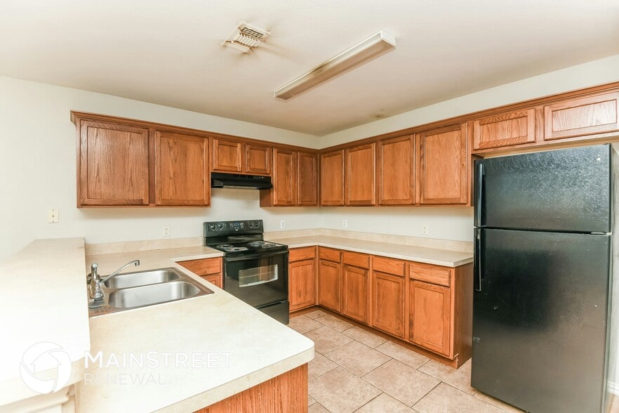 Building Photo - 233 Kennedy Dr