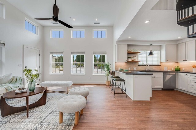 Building Photo - 127 E Foothill Blvd