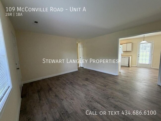 Building Photo - 109 McConville Rd