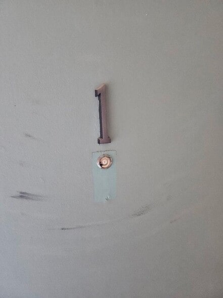 Interior Photo - Holiday Manor