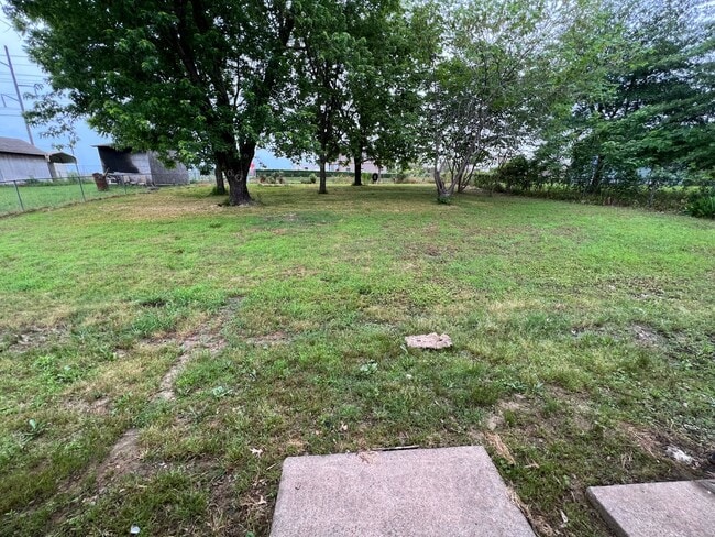 Building Photo - 3605 Rickey Dr