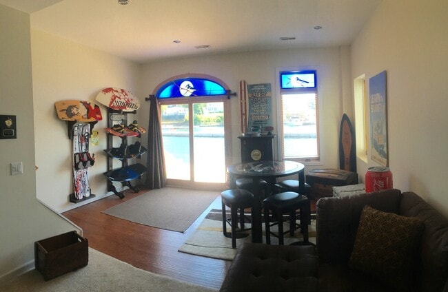 Building Photo - 16 Sisson St