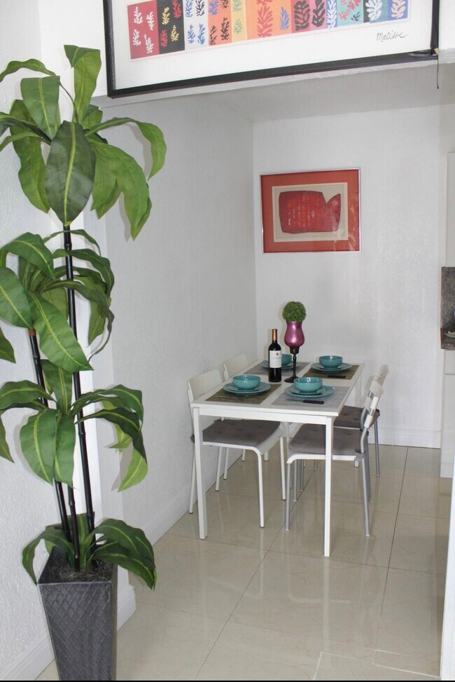 Building Photo - 41 NW 69th Ave