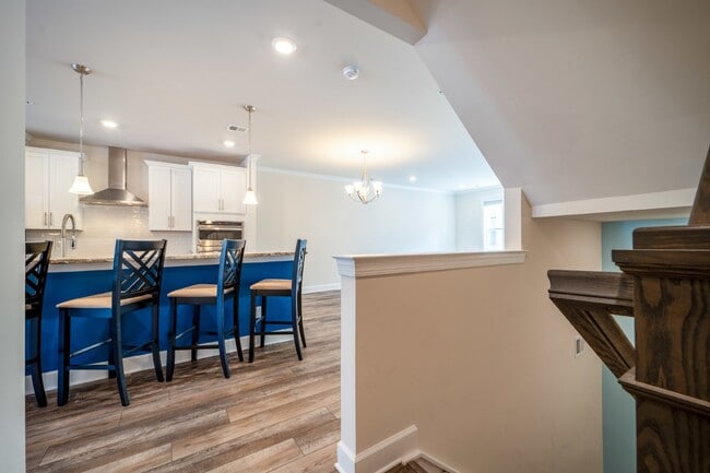 Building Photo - Modern Kincora Townhome-Style Condo | 3 Bedrooms | EV Charging | Backing to 165 Acres of Conserva...