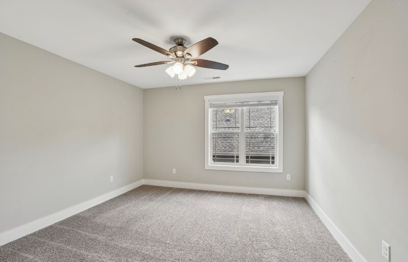 Building Photo - 64 Leyland Cir