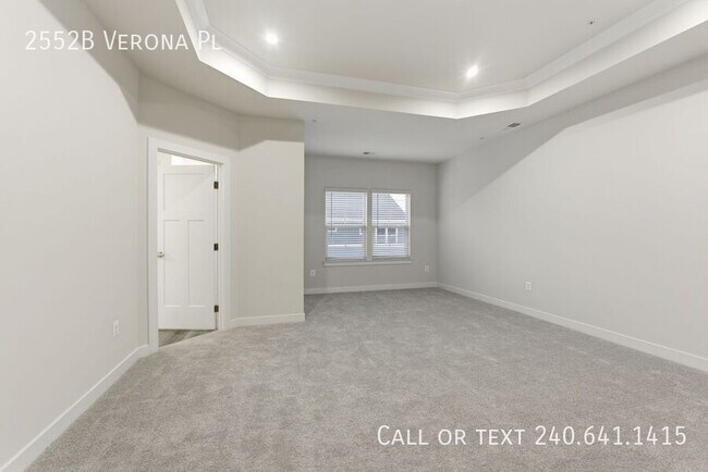Building Photo - 2552B Verona Pl-