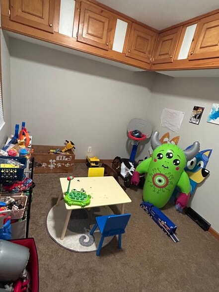 Building Photo - 485 Thomas St