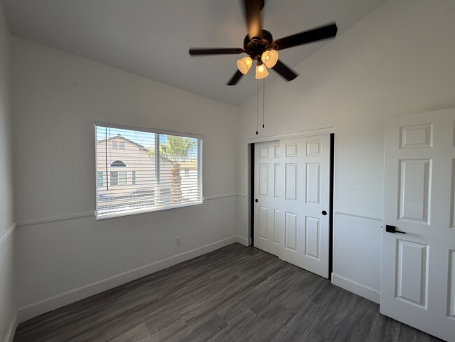 Building Photo - 2456 Sheltered Meadows Ln