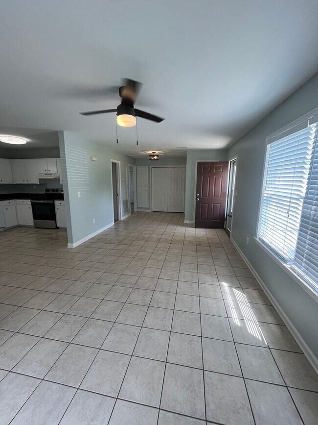 Building Photo - 3941 Greenpond Rd