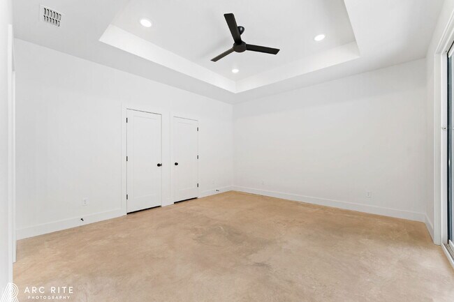 Building Photo - Pre-Leasing Fall of 2026!! Luxury Homes!!