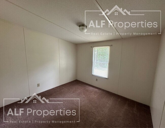 Building Photo - Peaceful 3BR Home on Plantation Drive