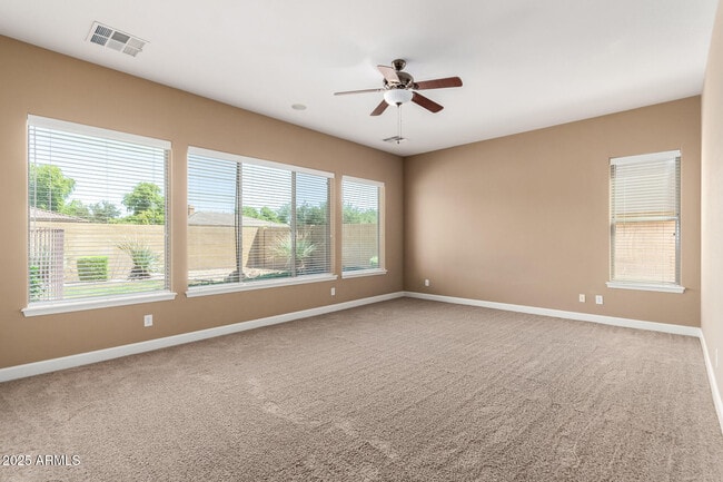 Building Photo - 15812 W Cypress St