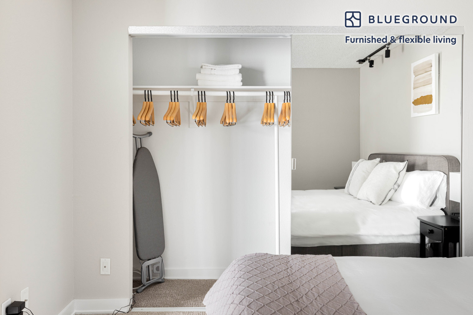 Building Photo - 615 S Catalina Ave