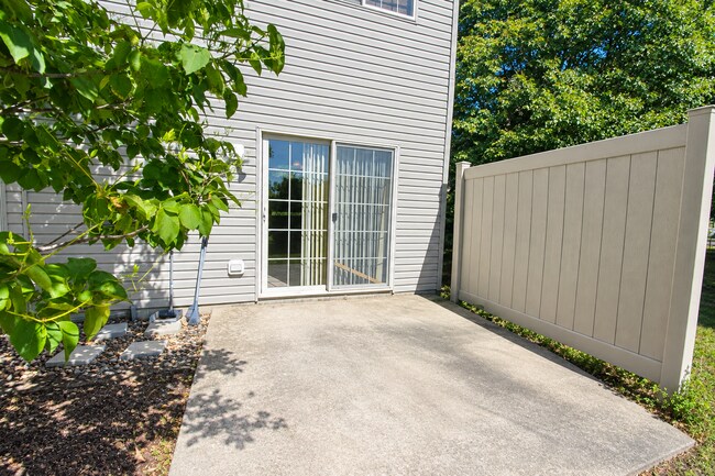 Building Photo - 1354 Arthur Ln NW
