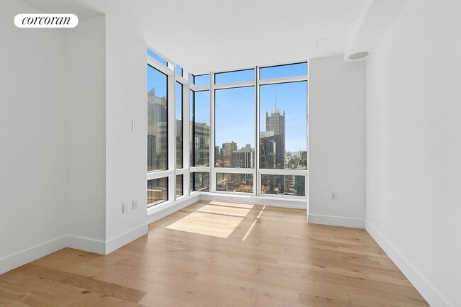 Building Photo - 306 W 48th St