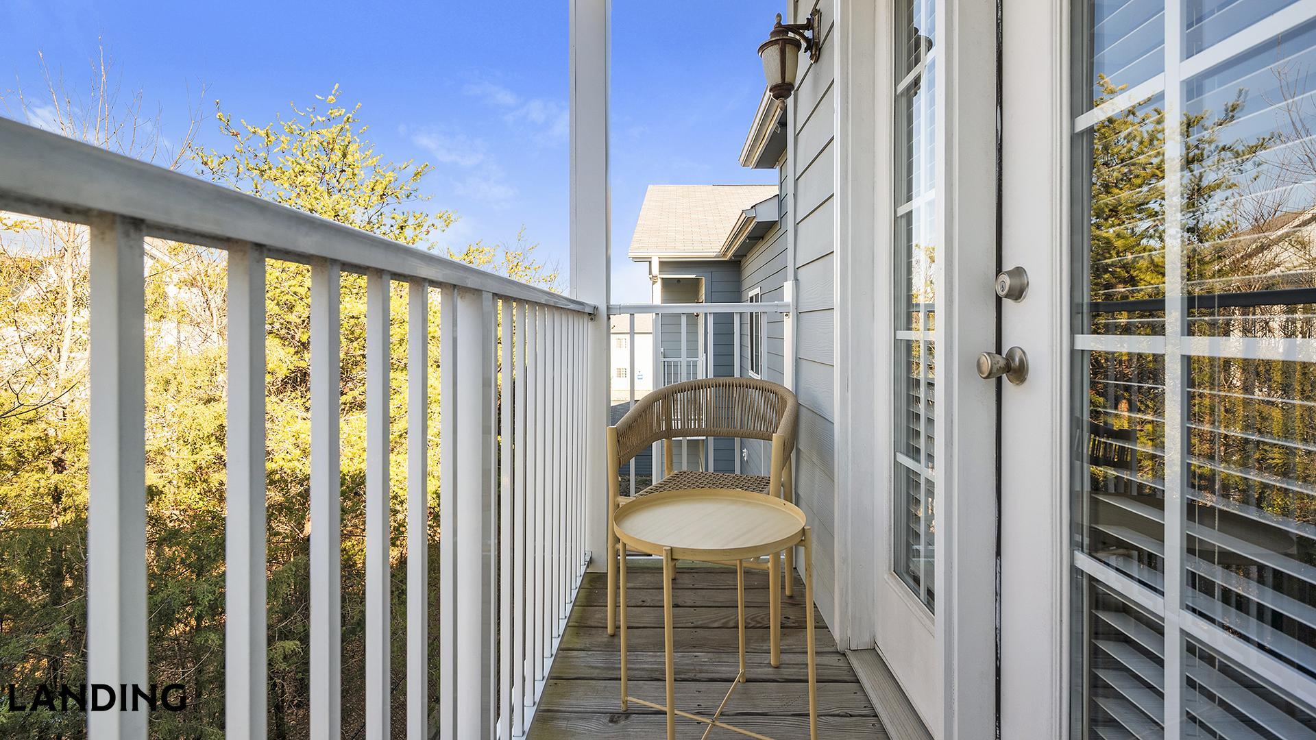 Building Photo - 9015 Kings Grant Dr