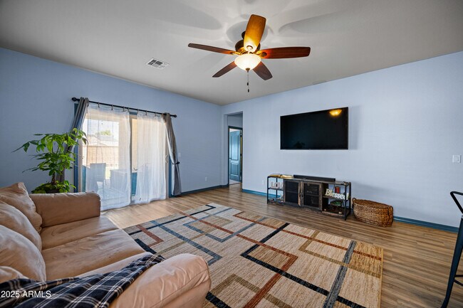 Building Photo - 41216 W Lucera Ln