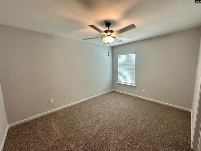 Building Photo - 915 Blenheim Wy