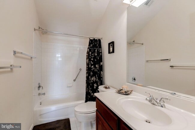 Building Photo - 324 Cameron Station Blvd