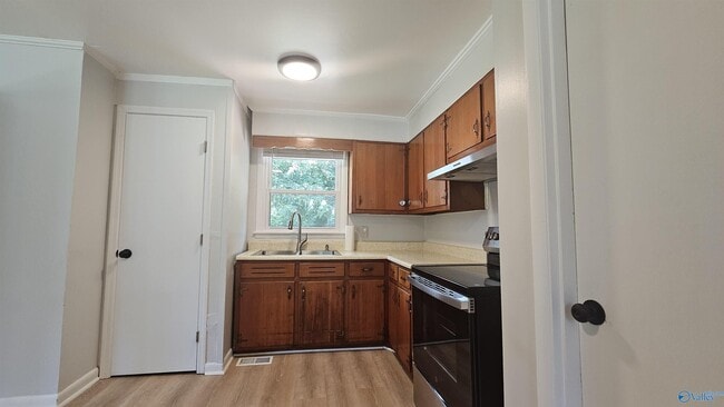 Building Photo - 3725 Broadmor Rd NW