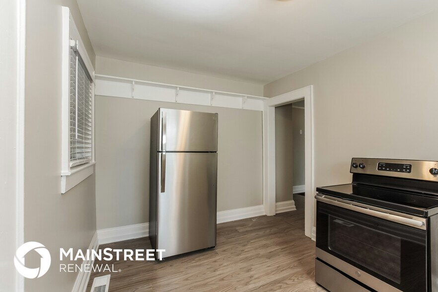 Building Photo - 3706 Avalon Ave