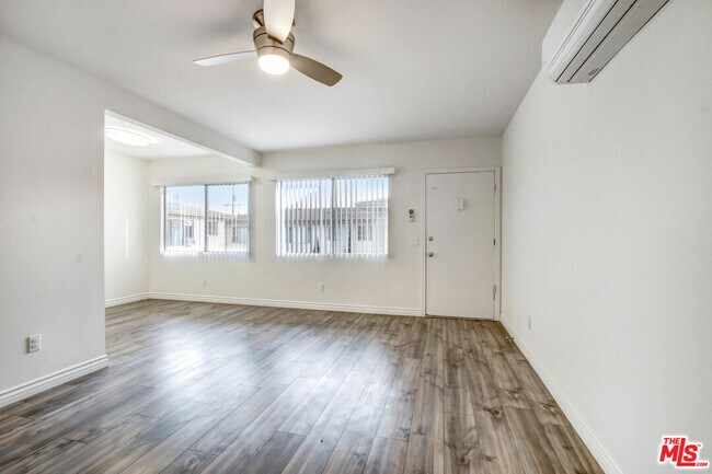 Building Photo - 1740 Hauser Blvd