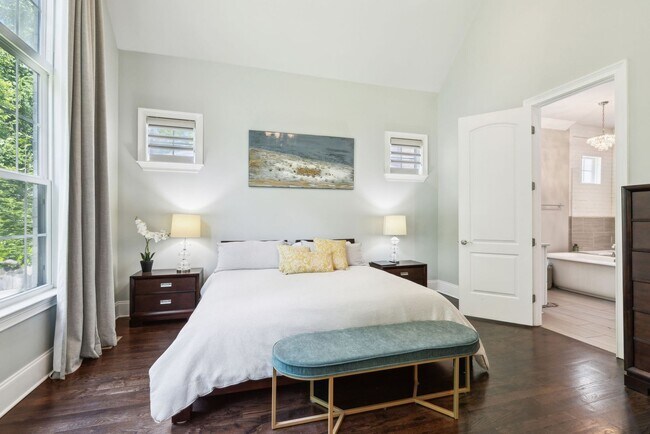 Building Photo - Welcome to this beautifully designed 4-bed...
