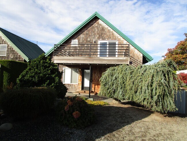 Primary Photo - 14884 Channel Drive, La Conner, WA 98257