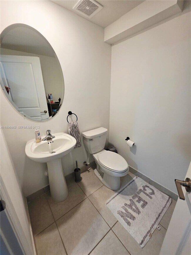 Building Photo - 13130 SW 232nd Ter