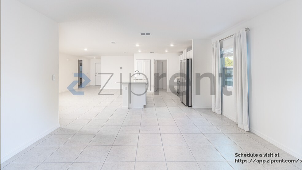 Building Photo - 619 Marion Oaks Blvd