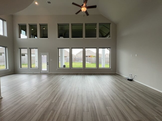 Building Photo - 18411 Starlight Vly Trl