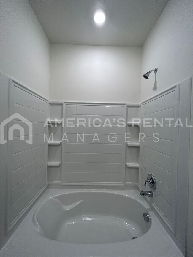 Building Photo - 5293 Meadow Ridge Trail