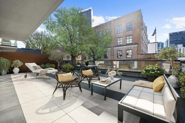 Primary Photo - 2 bedroom in LONG ISLAND CITY NY 11101