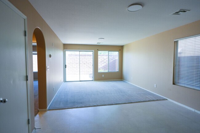 Building Photo - 7958 Valladolid Ave