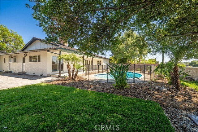 Building Photo - 205 N Hacienda Ave