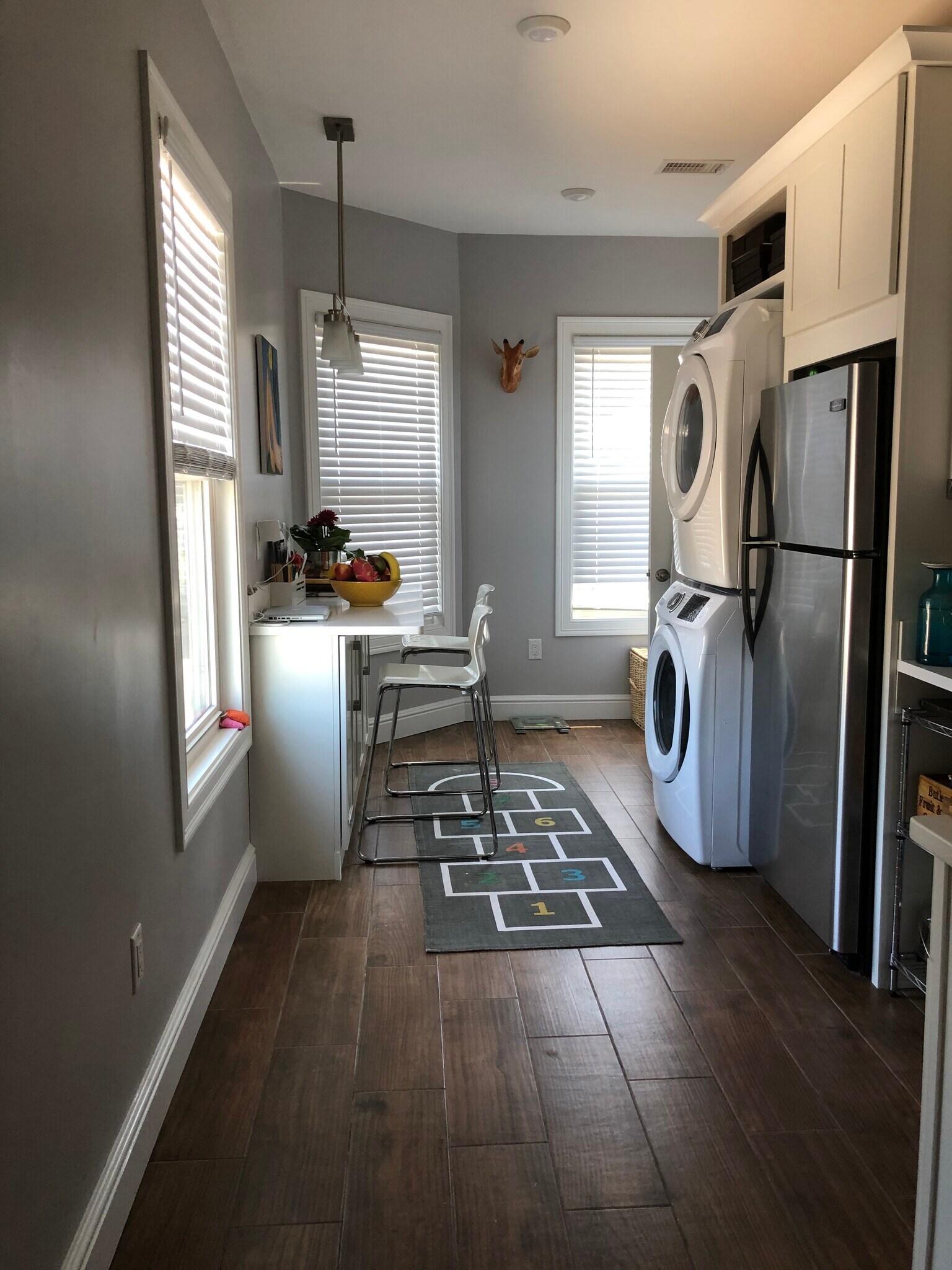 Building Photo - 224 Main St