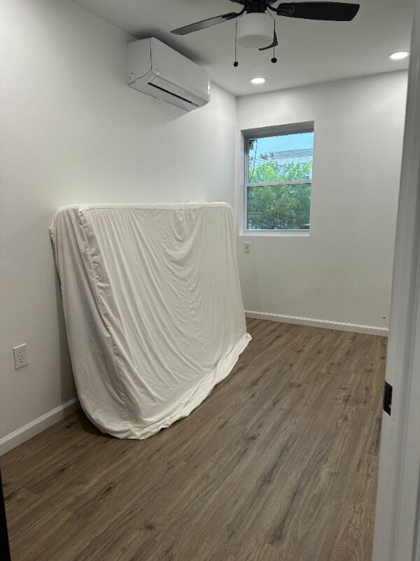 Building Photo - 5320 Kershaw St