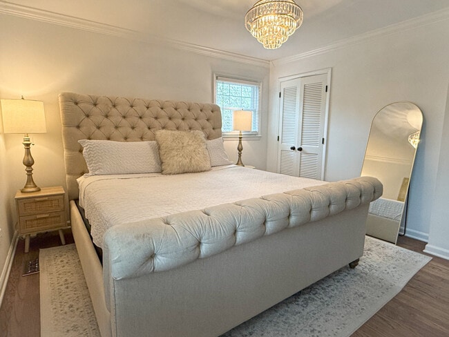 Building Photo - 7601 Bedfordshire Dr