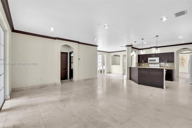 Building Photo - 1102 SW 149th Path