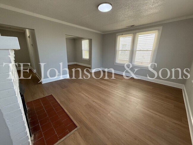 Building Photo - 3054 Indiana Ave