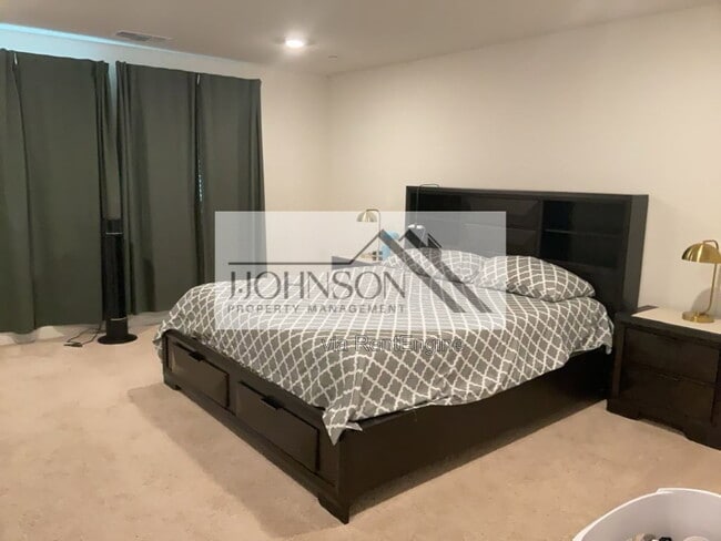 Building Photo - 16411 Bandon Ln